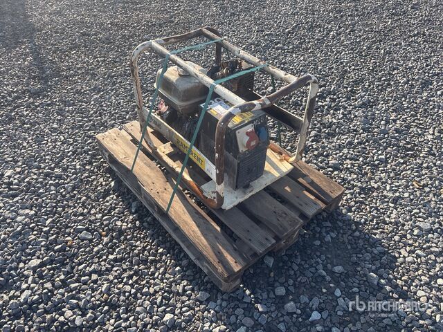 Sdmo R7.5T Generator Set - Generator budowlany: zdjęcie 2 Sdmo R7.5T Generator Set - Generator budowlany: zdjęcie 2
