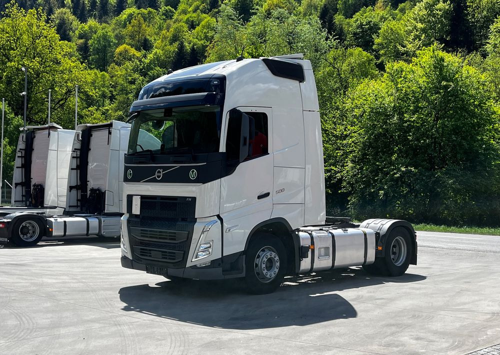 Volvo FH 500 // Zamiana na starszy // Silnik Euro 6 nie Isave // Parkclima // XL // Radary // Duże zbiorniki // Gwarancja // - Ciągnik siodłowy: zdjęcie 2 Volvo FH 500 // Zamiana na starszy // Silnik Euro 6 nie Isave // Parkclima // XL // Radary // Duże zbiorniki // Gwarancja // - Ciągnik siodłowy: zdjęcie 2