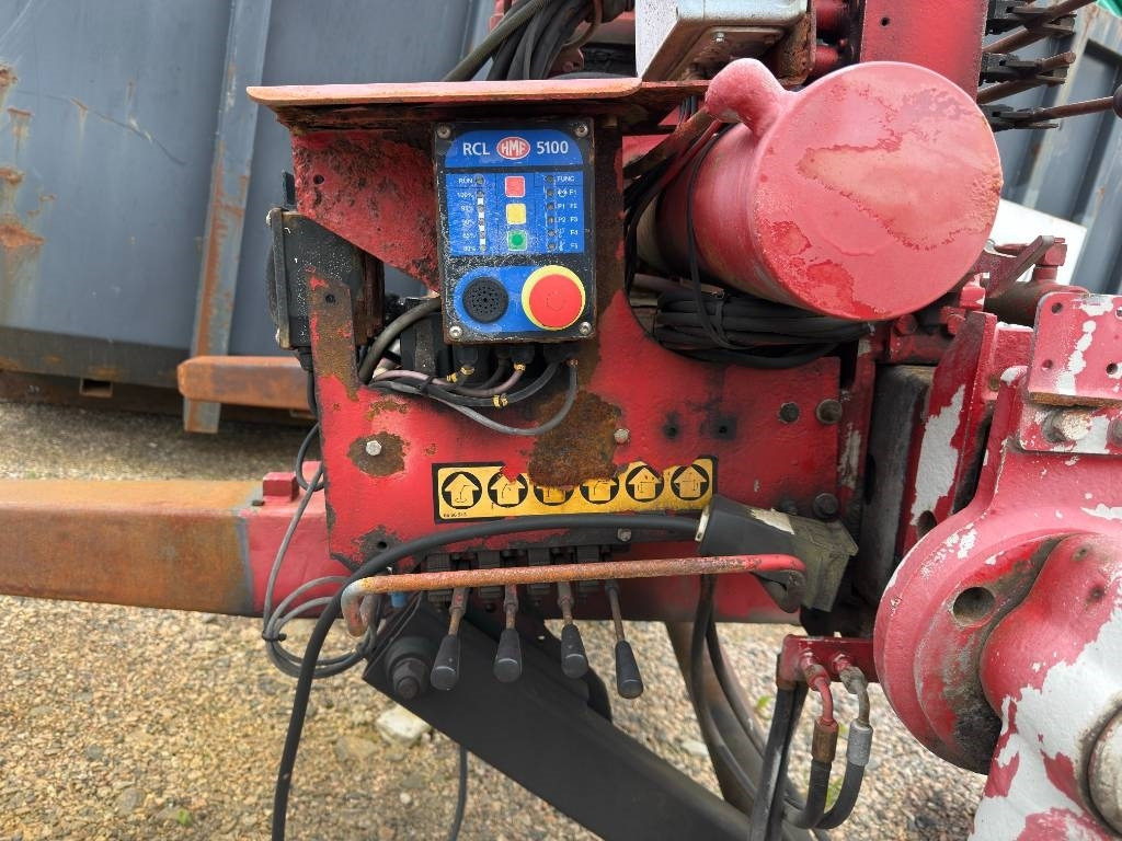 HMF 1323 K4D kran 13tm - Żuraw przeładunkowy: zdjęcie 5 HMF 1323 K4D kran 13tm - Żuraw przeładunkowy: zdjęcie 5