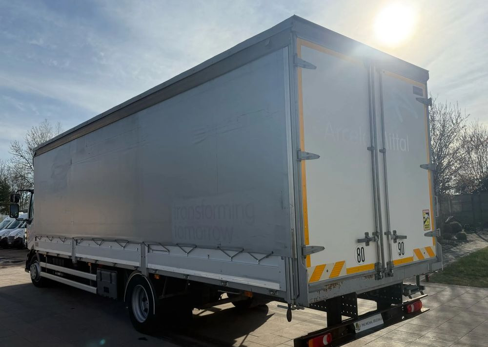 Renault D12 Renault D12: zdjęcie 6 Renault D12 Renault D12: zdjęcie 6