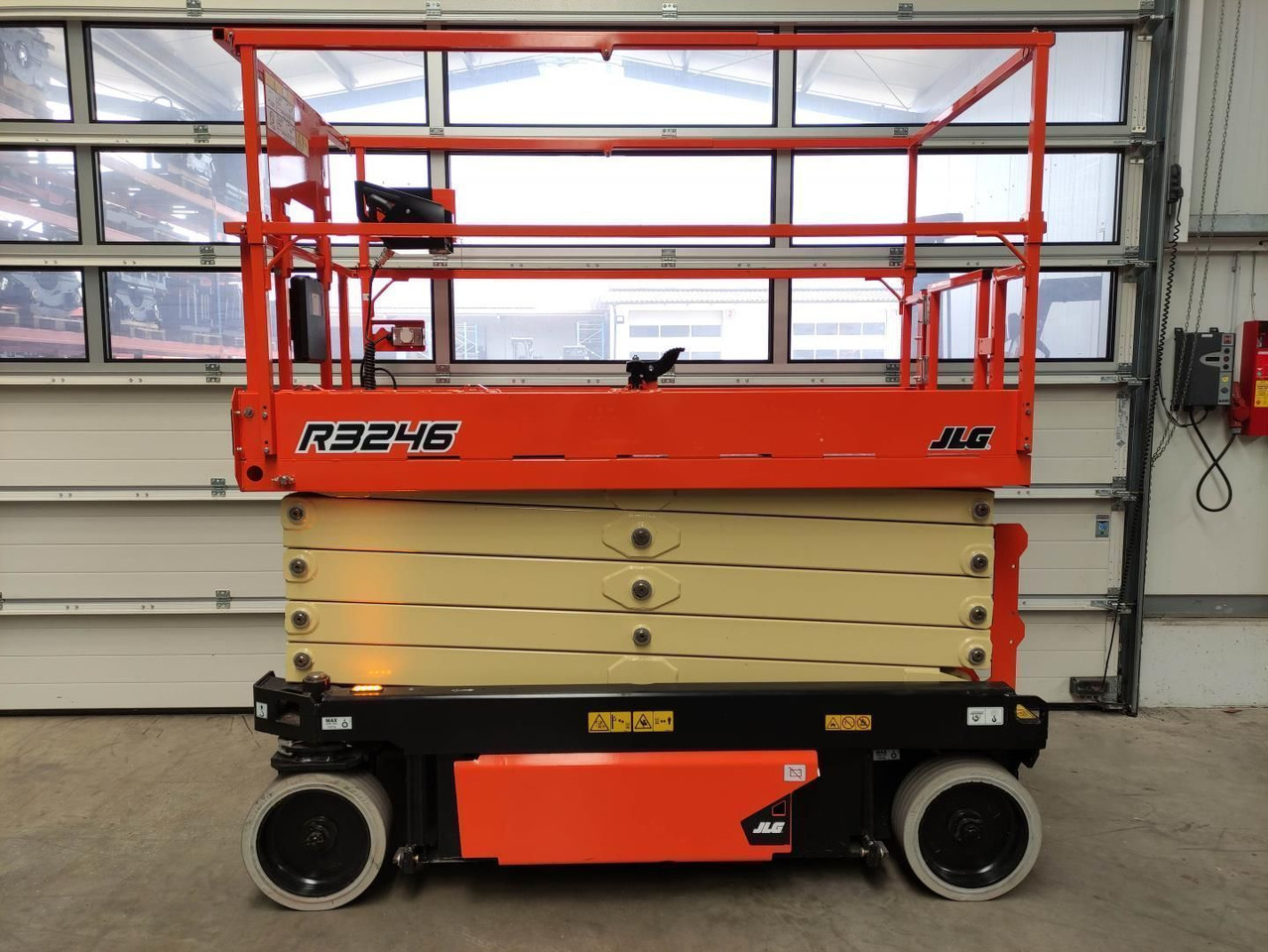 JLG R3246 - Podnośnik nożycowy: zdjęcie 1 JLG R3246 - Podnośnik nożycowy: zdjęcie 1