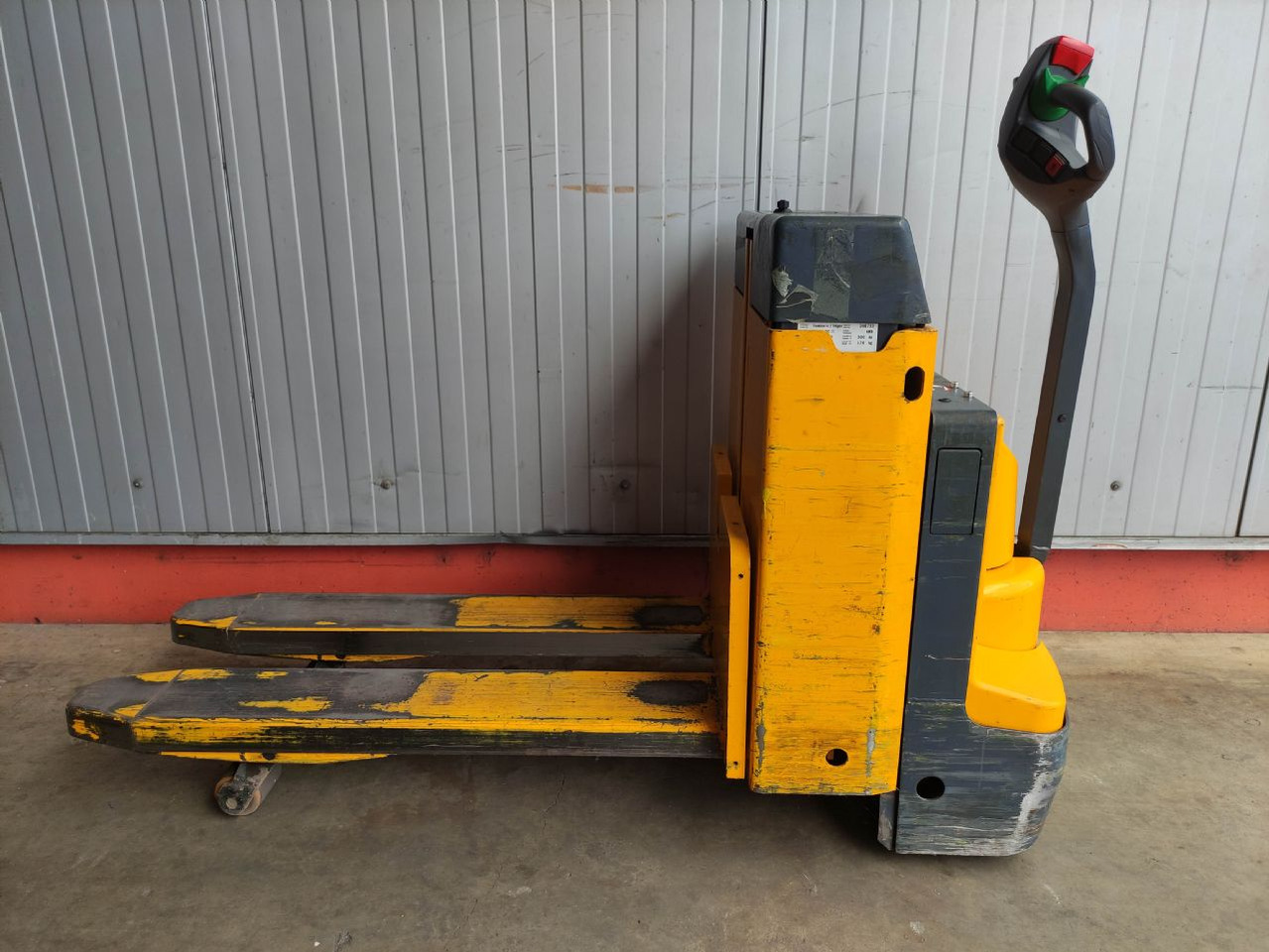 Jungheinrich ELS 18 (Doppelstock) - Wózek wys. podnoszenia: zdjęcie 1 Jungheinrich ELS 18 (Doppelstock) - Wózek wys. podnoszenia: zdjęcie 1