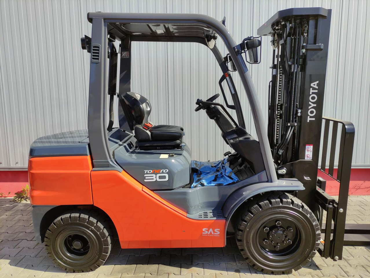 Toyota 52-8FDF30 - Wózek widłowy diesel: zdjęcie 2 Toyota 52-8FDF30 - Wózek widłowy diesel: zdjęcie 2