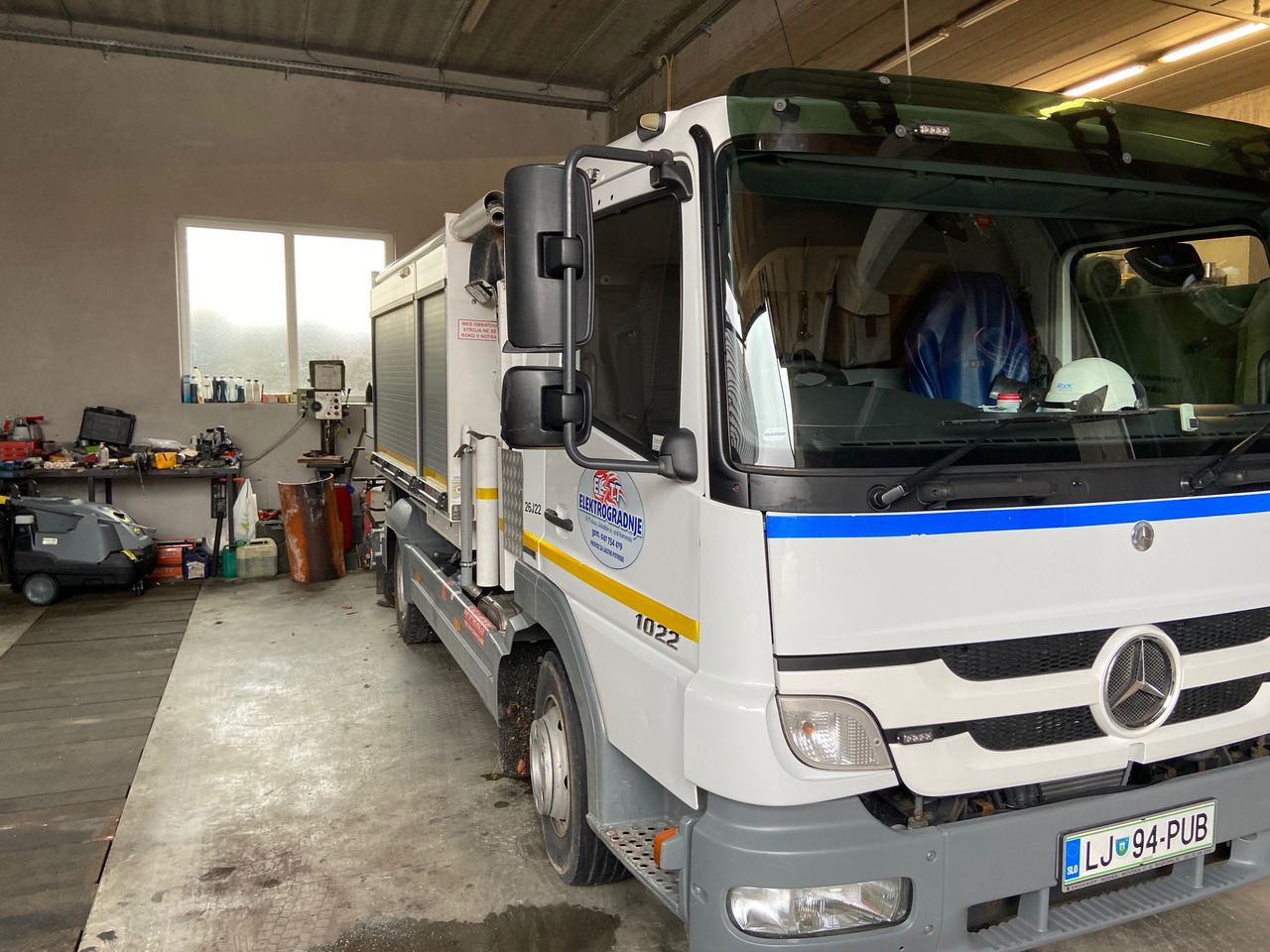 BUCHER Cityflex 204 - Samochód asenizacyjny: zdjęcie 1 BUCHER Cityflex 204 - Samochód asenizacyjny: zdjęcie 1