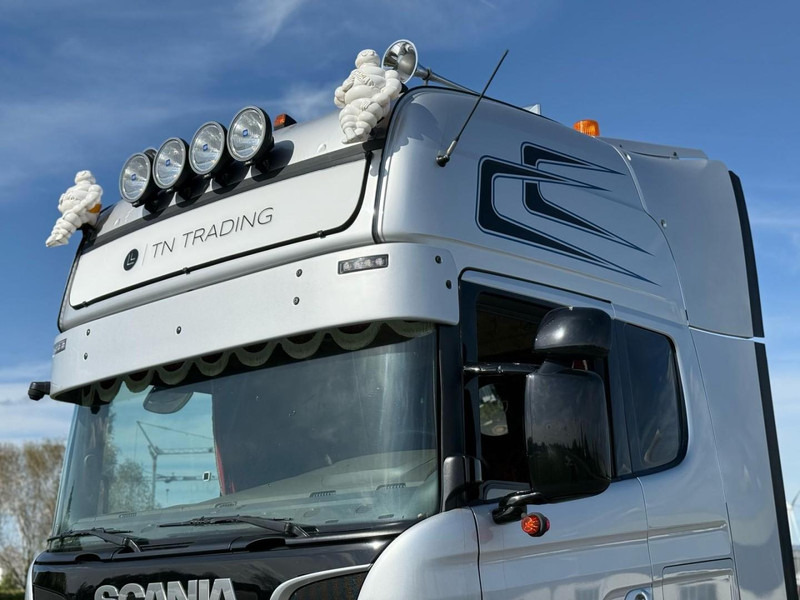 Scania R520 V8 FULL AIR, STEERING PUSHER, SHOW TRUCK, TOP - Ciągnik siodłowy: zdjęcie 3 Scania R520 V8 FULL AIR, STEERING PUSHER, SHOW TRUCK, TOP - Ciągnik siodłowy: zdjęcie 3
