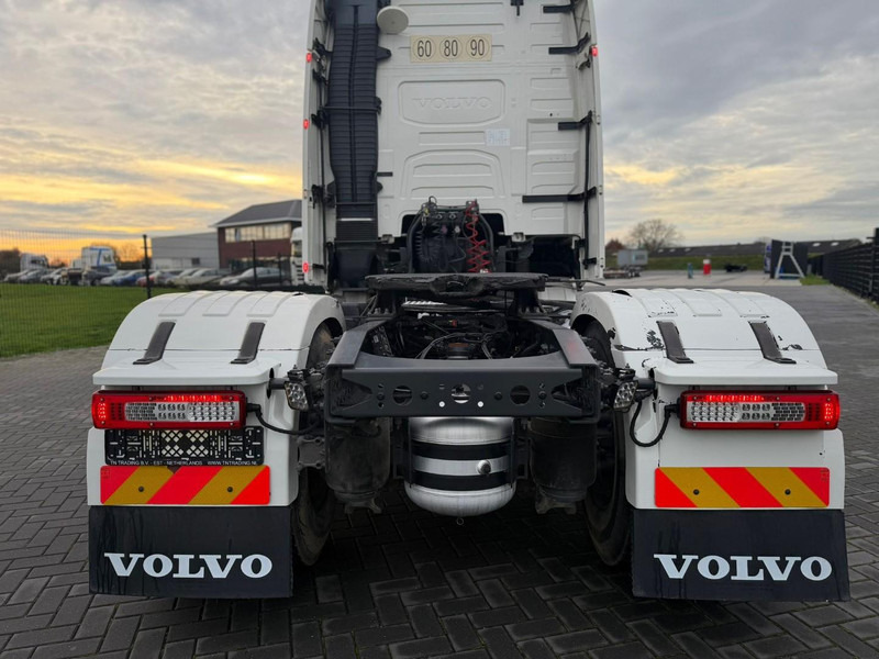 Wywrotka Volvo FH16.650XL VOLLUCHT, RETARDER, HYDRAULIEK, LEER, PARK COOL.: zdjęcie 11 Wywrotka Volvo FH16.650XL VOLLUCHT, RETARDER, HYDRAULIEK, LEER, PARK COOL.: zdjęcie 11