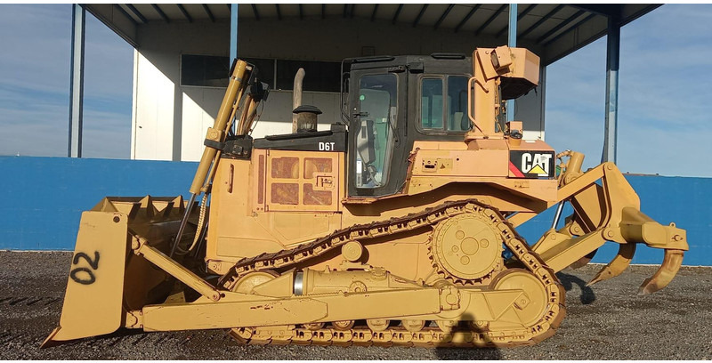 Caterpillar D6T - Spycharka: zdjęcie 1 Caterpillar D6T - Spycharka: zdjęcie 1