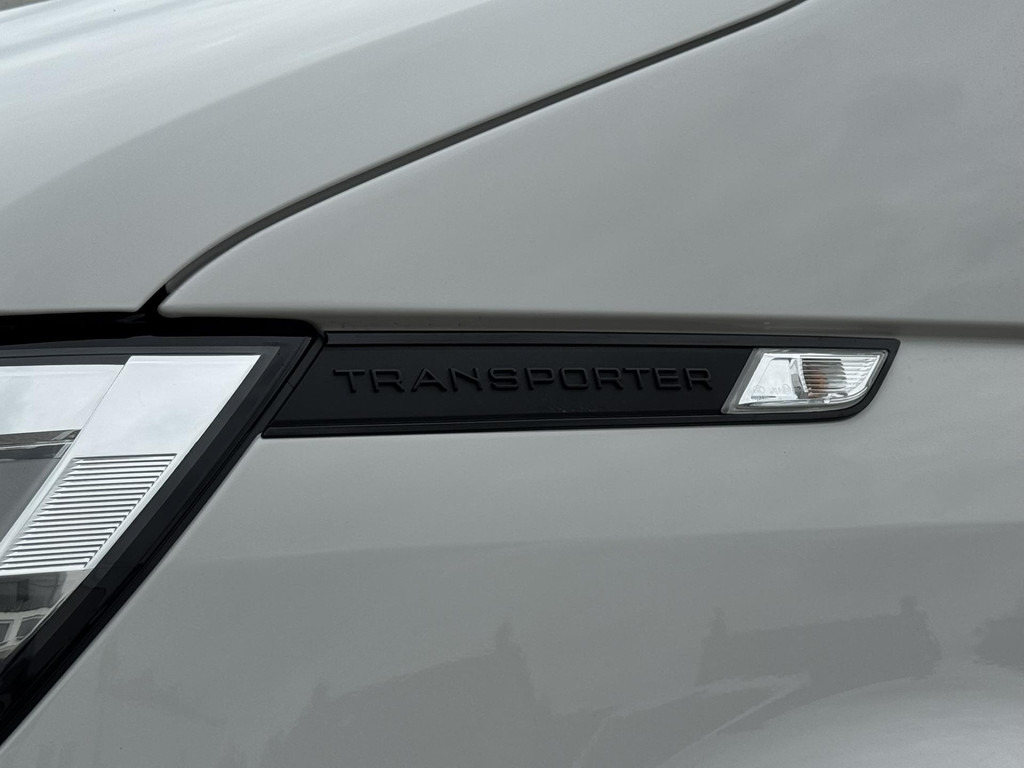 Volkswagen Transporter-2.0 TDI L2H1 Navigatie Trekhaak Carplay Cruise Airco Lat om lat 4 Seizoenen banden - Furgon: zdjęcie 5 Volkswagen Transporter-2.0 TDI L2H1 Navigatie Trekhaak Carplay Cruise Airco Lat om lat 4 Seizoenen banden - Furgon: zdjęcie 5