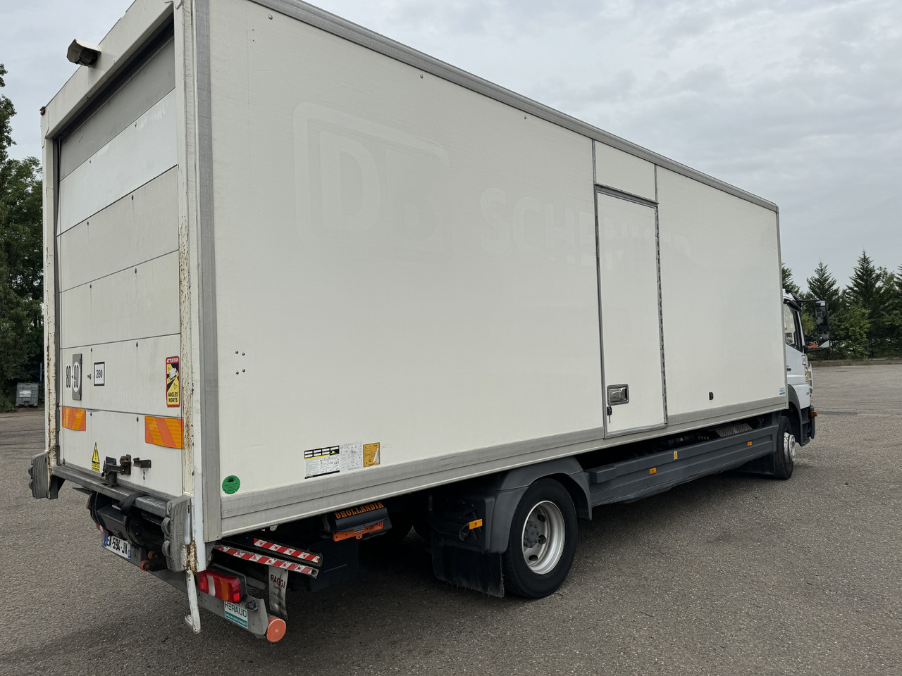 MERCEDES-BENZ ATEGO 1218 - Samochód ciężarowy furgon: zdjęcie 3 MERCEDES-BENZ ATEGO 1218 - Samochód ciężarowy furgon: zdjęcie 3