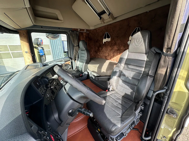 Samochód ciężarowy furgon Scania R580 V8 8x2*6 Ekeri Full Side Opening / Retarder / 605 Tkm / Full Air: zdjęcie 19 Samochód ciężarowy furgon Scania R580 V8 8x2*6 Ekeri Full Side Opening / Retarder / 605 Tkm / Full Air: zdjęcie 19