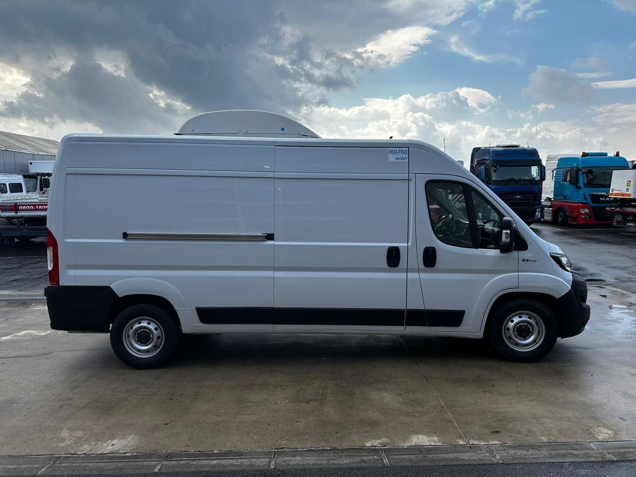 Fiat Ducato Isberg Pharma-Kühler -30°C/4°C/22°C - Samochód dostawczy chłodnia: zdjęcie 5 Fiat Ducato Isberg Pharma-Kühler -30°C/4°C/22°C - Samochód dostawczy chłodnia: zdjęcie 5