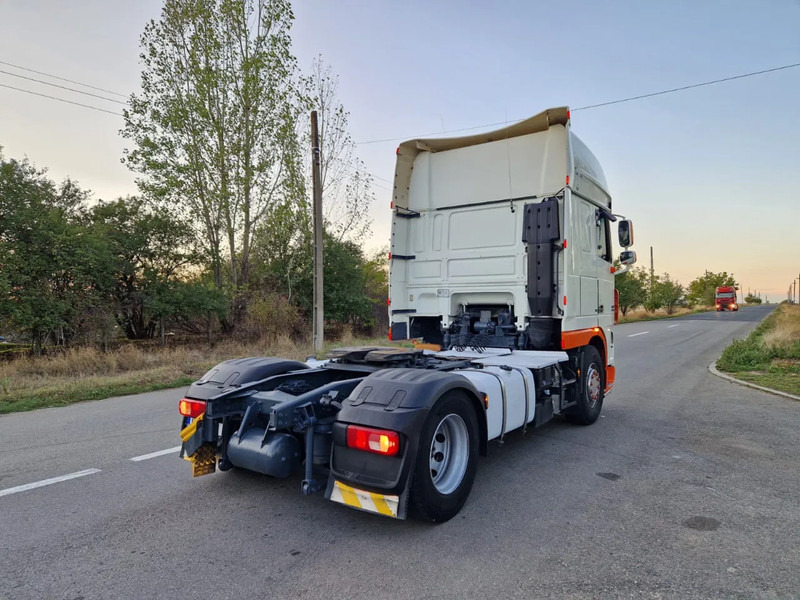 DAF XF 105.460 Manual - Wózek terminalowy: zdjęcie 4 DAF XF 105.460 Manual - Wózek terminalowy: zdjęcie 4