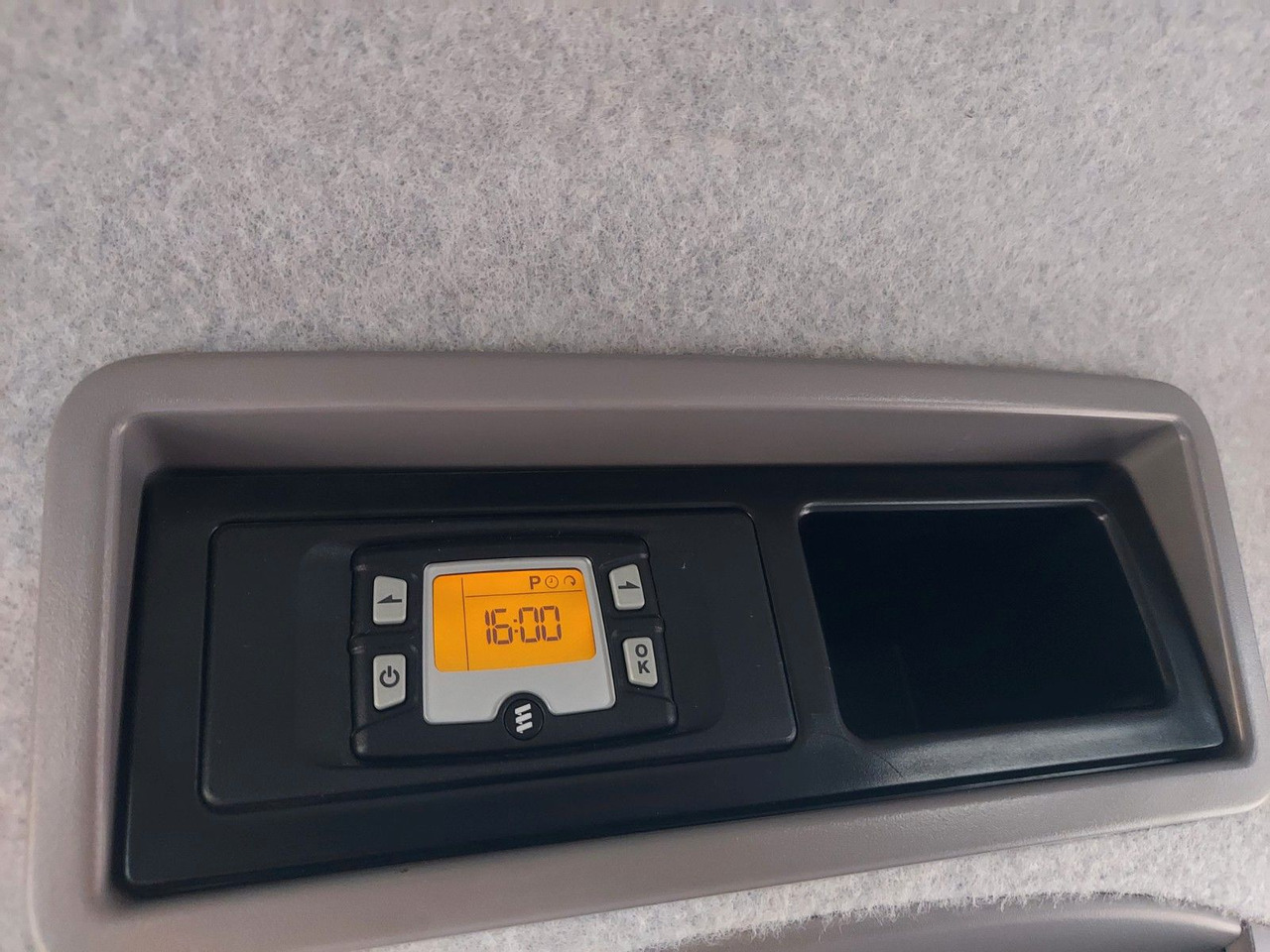 Mercedes-Benz Sprinter II Pritsche/DoKa 516 CDI KLIMA AHK - Samochód dostawczy skrzyniowy, Samochód dostawczy doka: zdjęcie 2 Mercedes-Benz Sprinter II Pritsche/DoKa 516 CDI KLIMA AHK - Samochód dostawczy skrzyniowy, Samochód dostawczy doka: zdjęcie 2