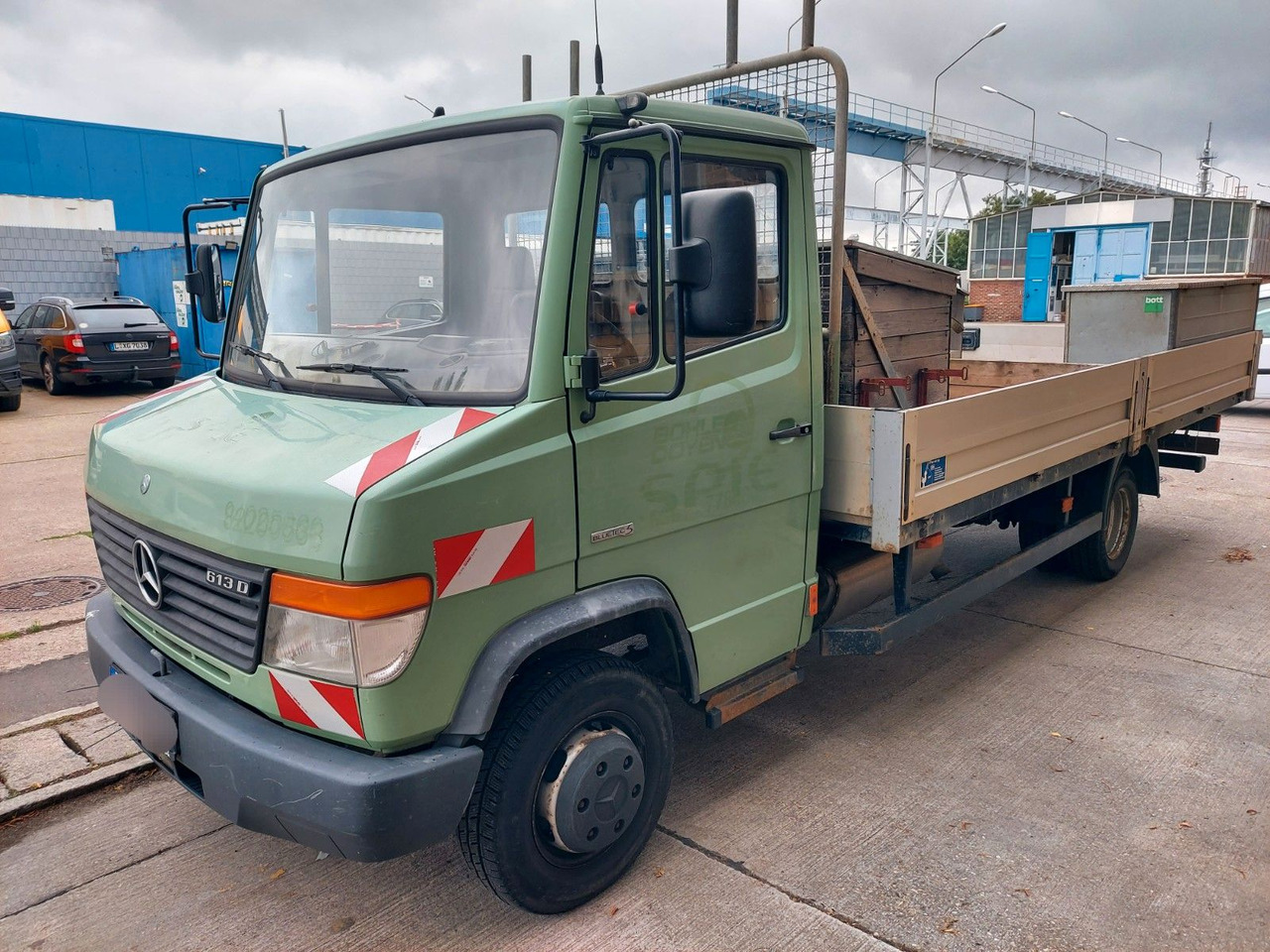 Mercedes-Benz Vario 613D Pritsche lang extralang - Samochód dostawczy skrzyniowy: zdjęcie 4 Mercedes-Benz Vario 613D Pritsche lang extralang - Samochód dostawczy skrzyniowy: zdjęcie 4
