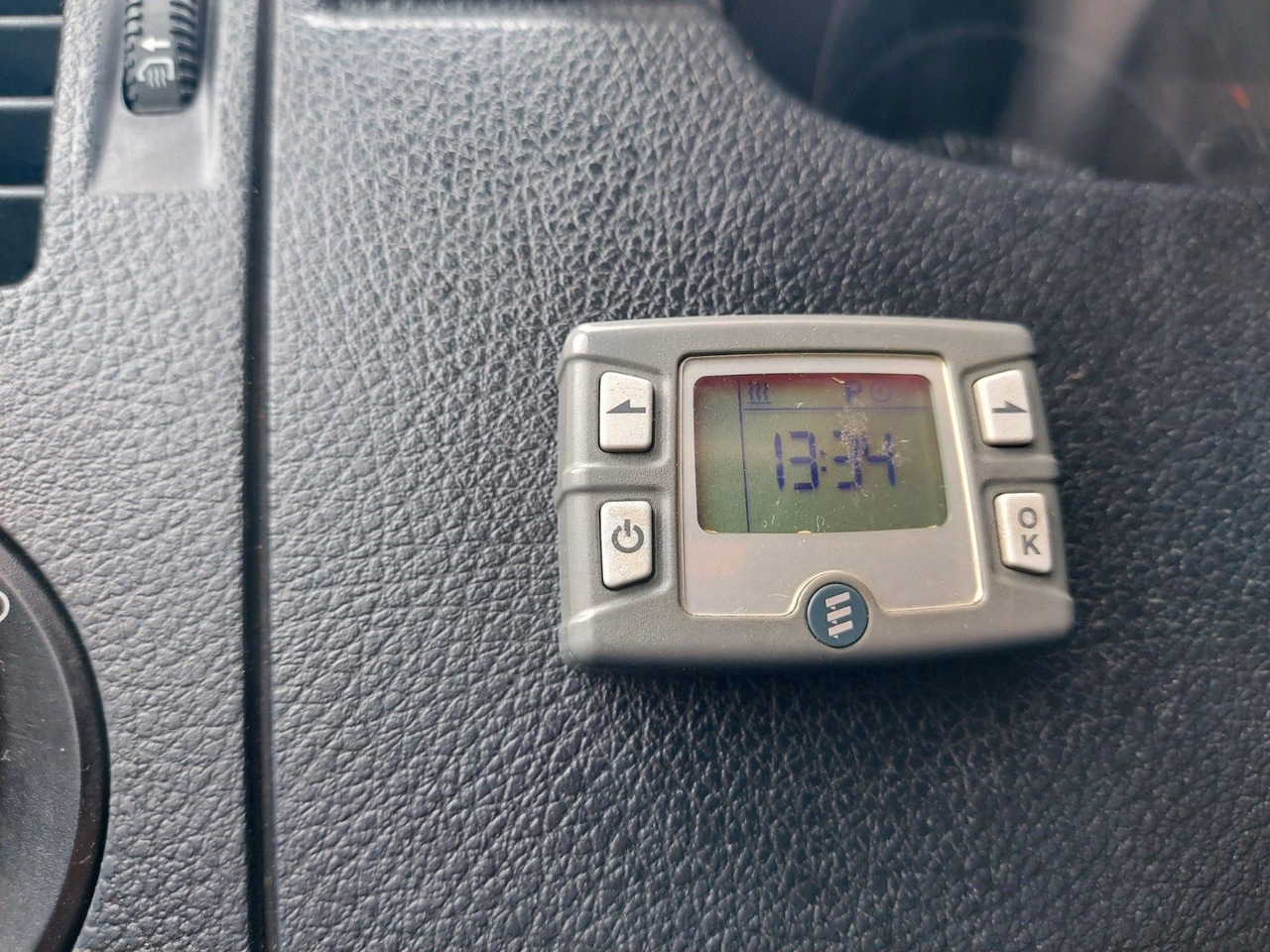 Volkswagen Crafter Kasten 35 L2H2 Hoch lang Standheiz - Mikrobus: zdjęcie 2 Volkswagen Crafter Kasten 35 L2H2 Hoch lang Standheiz - Mikrobus: zdjęcie 2