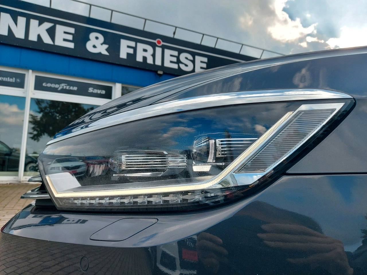 Volkswagen Passat Variant Highline 4Motion 4x4 Massage - Kombi: zdjęcie 3 Volkswagen Passat Variant Highline 4Motion 4x4 Massage - Kombi: zdjęcie 3