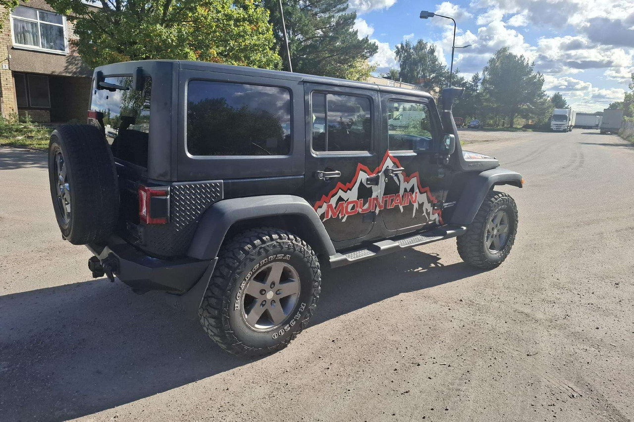 Jeep Wrangler - SUV: zdjęcie 3 Jeep Wrangler - SUV: zdjęcie 3