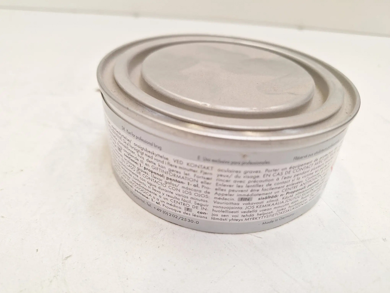 1 Dose Standoblue (Standox) - Wyposażenie garażu/ Warsztatów: zdjęcie 2 1 Dose Standoblue (Standox) - Wyposażenie garażu/ Warsztatów: zdjęcie 2