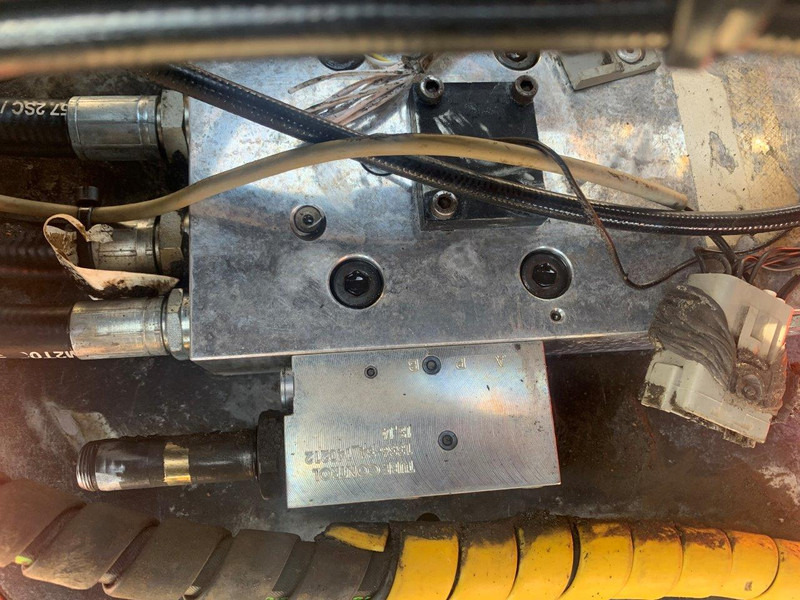 INDEXATOR R8 - Tiltrotator: zdjęcie 5 INDEXATOR R8 - Tiltrotator: zdjęcie 5