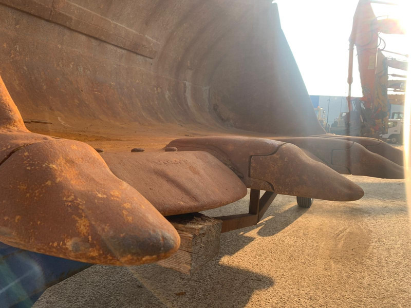 Volvo L350 F - Łyżka: zdjęcie 5 Volvo L350 F - Łyżka: zdjęcie 5