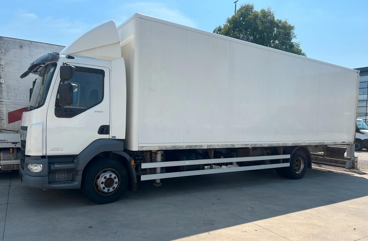 Daf lf 250 fa furgone 8 mt euro 6 - Samochód ciężarowy furgon: zdjęcie 1 Daf lf 250 fa furgone 8 mt euro 6 - Samochód ciężarowy furgon: zdjęcie 1