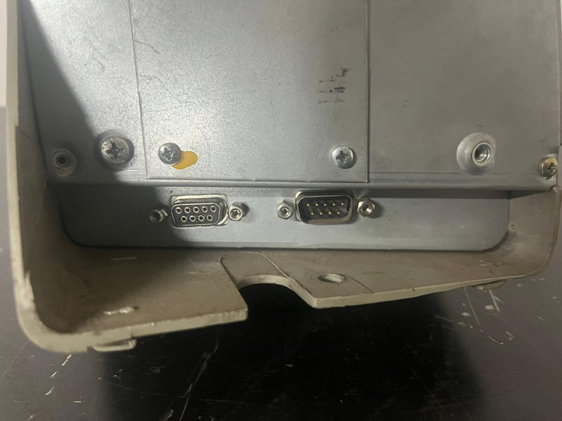 Liebherr DISP02-R5.2 - Deska rozdzielcza: zdjęcie 3 Liebherr DISP02-R5.2 - Deska rozdzielcza: zdjęcie 3