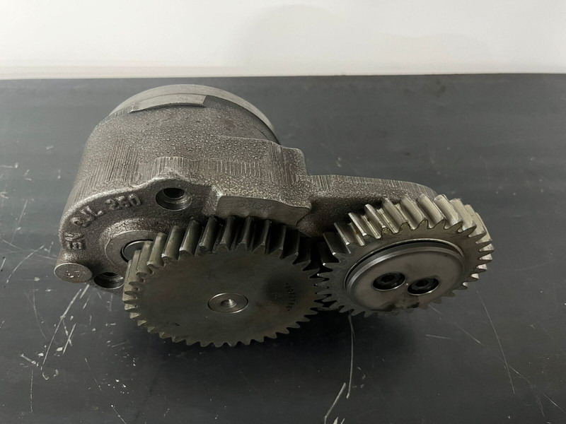 Liebherr - Pompa olejowa: zdjęcie 2 Liebherr - Pompa olejowa: zdjęcie 2