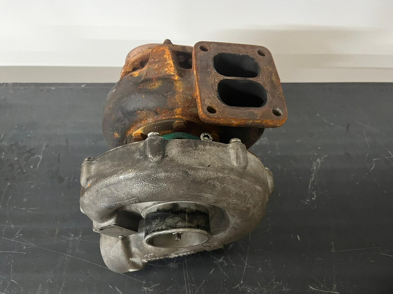 Liebherr - Turbosprężarka: zdjęcie 2 Liebherr - Turbosprężarka: zdjęcie 2