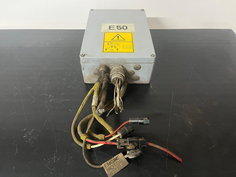 Liebherr - Układ elektryczny: zdjęcie 1 Liebherr - Układ elektryczny: zdjęcie 1