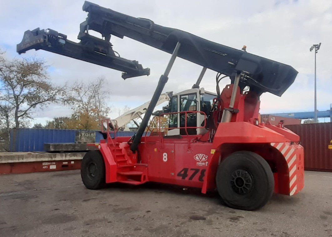 CVS FERRARI F478.6S - Reach stacker: zdjęcie 1 CVS FERRARI F478.6S - Reach stacker: zdjęcie 1