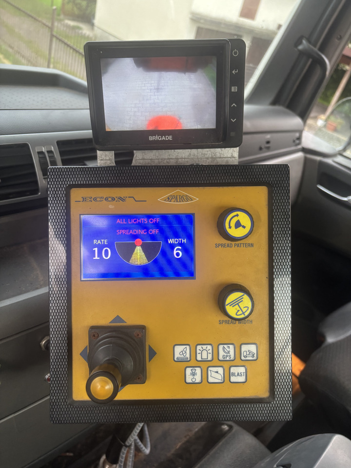 MAN TGM 18.290 4X4 BB GRITTER/SPREADER/PLOUGH - Maszyna do odśnieżania: zdjęcie 5 MAN TGM 18.290 4X4 BB GRITTER/SPREADER/PLOUGH - Maszyna do odśnieżania: zdjęcie 5