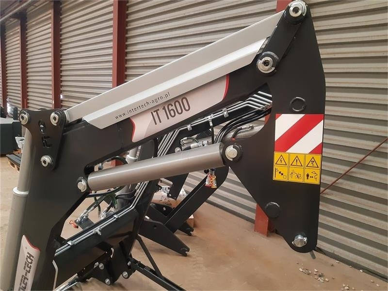 Inter-Tech 1600 - Ładowacz czołowy do traktora: zdjęcie 3 Inter-Tech 1600 - Ładowacz czołowy do traktora: zdjęcie 3