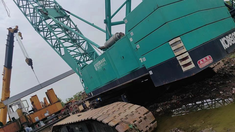 KOBELCO 150TON Crawler Crane for Containers Original Second Hand with Core Components on Sale! - Dźwig gąsienicowy: zdjęcie 2 KOBELCO 150TON Crawler Crane for Containers Original Second Hand with Core Components on Sale! - Dźwig gąsienicowy: zdjęcie 2