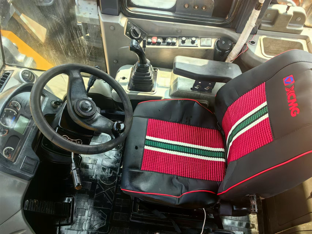 XCMG LW500KV - Ładowarka kołowa: zdjęcie 4 XCMG LW500KV - Ładowarka kołowa: zdjęcie 4