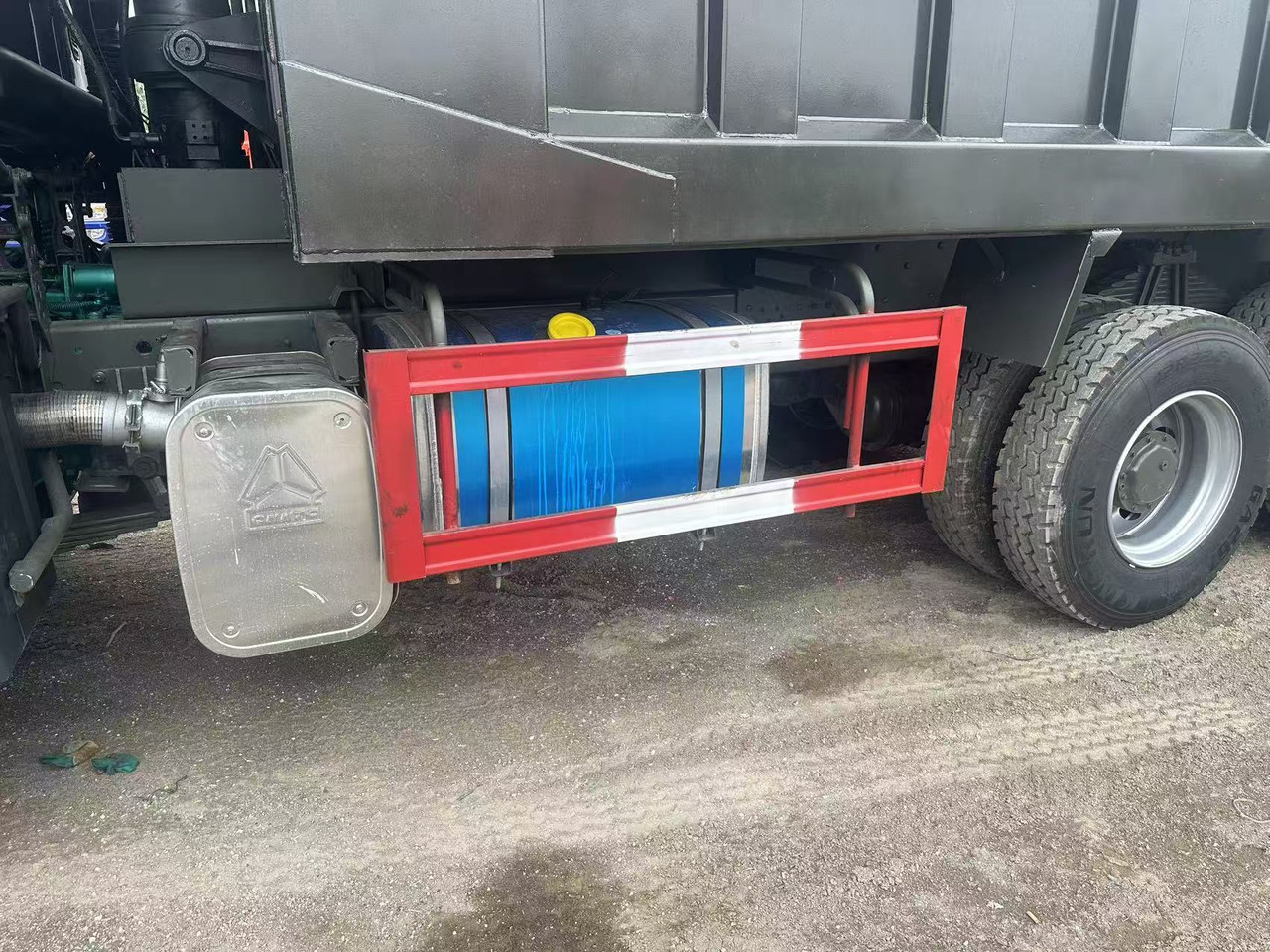 Wywrotka HOWO 371: zdjęcie 6 Wywrotka HOWO 371: zdjęcie 6