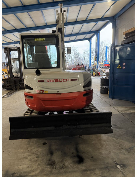 Takeuchi TB260 - Minikoparka: zdjęcie 2 Takeuchi TB260 - Minikoparka: zdjęcie 2