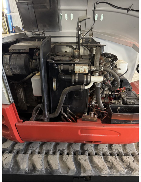 Takeuchi TB260 - Minikoparka: zdjęcie 4 Takeuchi TB260 - Minikoparka: zdjęcie 4