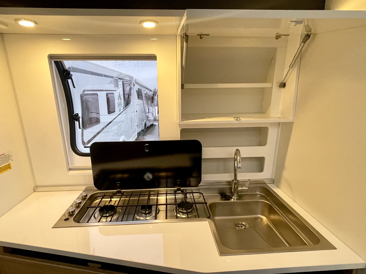 Nowy Przyczepa kempingowa Adria Action Sport: zdjęcie 10 Nowy Przyczepa kempingowa Adria Action Sport: zdjęcie 10