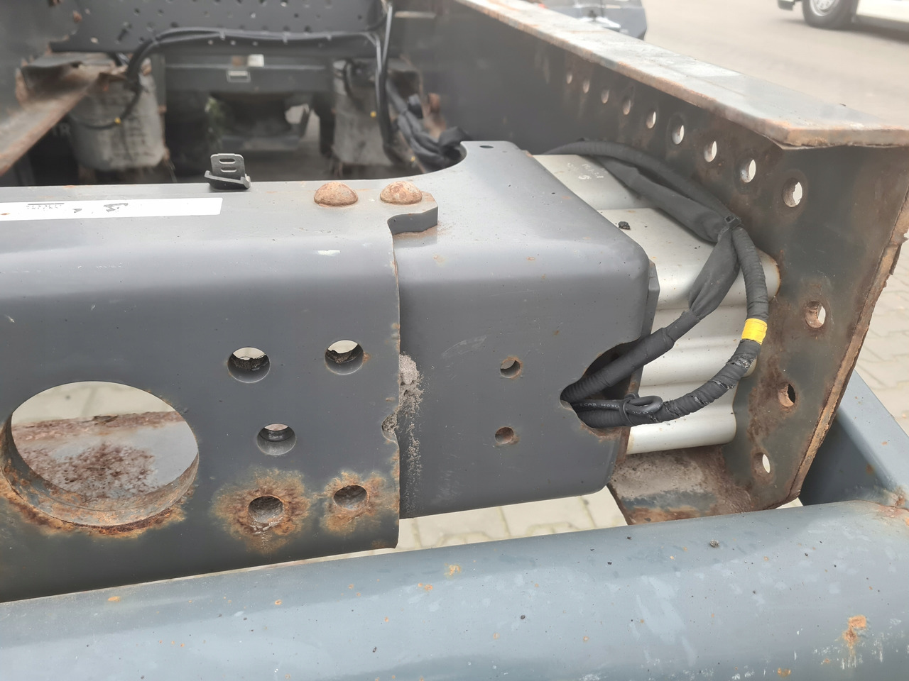 RENAULT BELKA RAMY MOCOWANIE ZACZEPU HAKA KOMPLETNA RENAULT DXI GAMA VOLVO FH FM - Rama/ Podwozie do Samochodów ciężarowych: zdjęcie 3 RENAULT BELKA RAMY MOCOWANIE ZACZEPU HAKA KOMPLETNA RENAULT DXI GAMA VOLVO FH FM - Rama/ Podwozie do Samochodów ciężarowych: zdjęcie 3