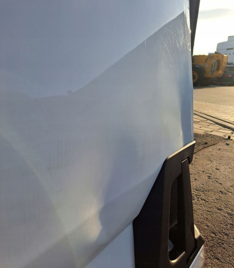 RENAULT DRZWI KOMPLETNE LEWE RENAULT GAMA T K C RANGE - Drzwi i części do Samochodów ciężarowych: zdjęcie 4 RENAULT DRZWI KOMPLETNE LEWE RENAULT GAMA T K C RANGE - Drzwi i części do Samochodów ciężarowych: zdjęcie 4