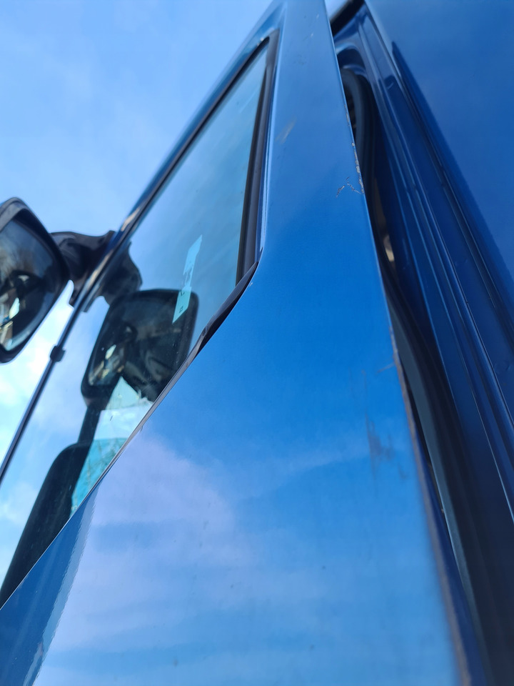 RENAULT DRZWI KOMPLETNE LEWE RENAULT GAMA T RANGE HIGH WYSOKA KABINA - Drzwi i części do Samochodów ciężarowych: zdjęcie 4 RENAULT DRZWI KOMPLETNE LEWE RENAULT GAMA T RANGE HIGH WYSOKA KABINA - Drzwi i części do Samochodów ciężarowych: zdjęcie 4