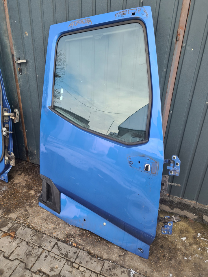 RENAULT DRZWI KOMPLETNE PRAWE RENAULT GAMA RANGE HIGH WYSOKA KABINA - Drzwi i części do Samochodów ciężarowych: zdjęcie 2 RENAULT DRZWI KOMPLETNE PRAWE RENAULT GAMA RANGE HIGH WYSOKA KABINA - Drzwi i części do Samochodów ciężarowych: zdjęcie 2