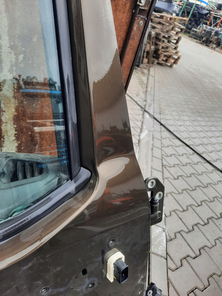 RENAULT DRZWI KOMPLETNE PRAWE RENAULT GAMA T RANGE - Drzwi i części do Samochodów ciężarowych: zdjęcie 5 RENAULT DRZWI KOMPLETNE PRAWE RENAULT GAMA T RANGE - Drzwi i części do Samochodów ciężarowych: zdjęcie 5