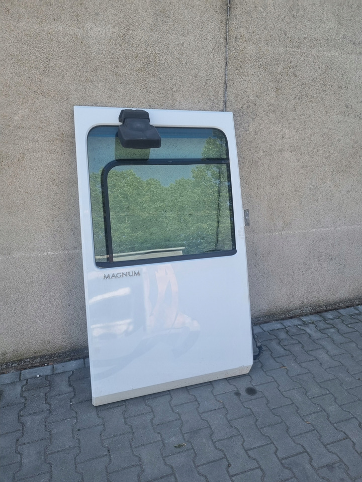 RENAULT DRZWI PRAWE KOMPLETNE RENAULT MAGNUM DXI 13 LIFT VEGA - Drzwi i części do Samochodów ciężarowych: zdjęcie 1 RENAULT DRZWI PRAWE KOMPLETNE RENAULT MAGNUM DXI 13 LIFT VEGA - Drzwi i części do Samochodów ciężarowych: zdjęcie 1