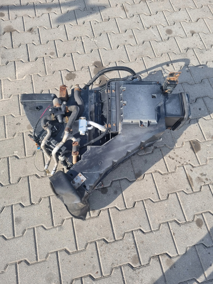 RENAULT NAGRZEWNICA RENAULT MAGNUM DXI LIFT VEGA - Ogrzewanie/ Wentylacja do Samochodów ciężarowych: zdjęcie 1 RENAULT NAGRZEWNICA RENAULT MAGNUM DXI LIFT VEGA - Ogrzewanie/ Wentylacja do Samochodów ciężarowych: zdjęcie 1