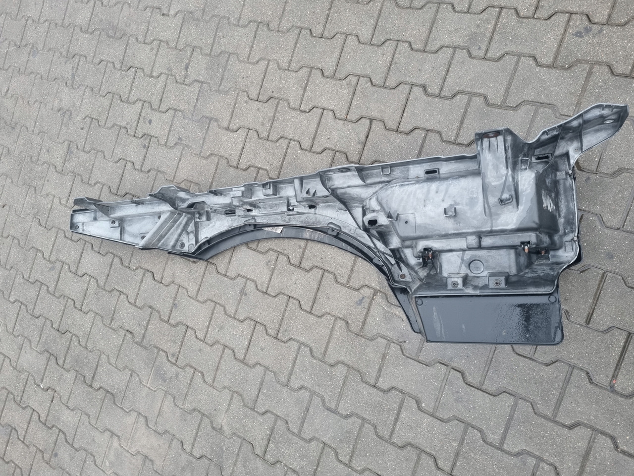 RENAULT STOPNICA GÓRNA STOPIEŃ LEWY RENAULT GAMA T RANGE - Stopień do Samochodów ciężarowych: zdjęcie 2 RENAULT STOPNICA GÓRNA STOPIEŃ LEWY RENAULT GAMA T RANGE - Stopień do Samochodów ciężarowych: zdjęcie 2