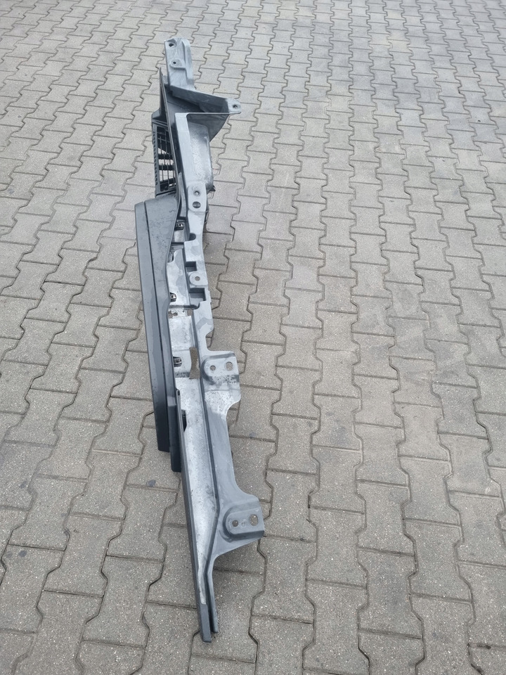 RENAULT STOPNICA GÓRNA STOPIEŃ LEWY RENAULT GAMA T RANGE - Stopień do Samochodów ciężarowych: zdjęcie 4 RENAULT STOPNICA GÓRNA STOPIEŃ LEWY RENAULT GAMA T RANGE - Stopień do Samochodów ciężarowych: zdjęcie 4