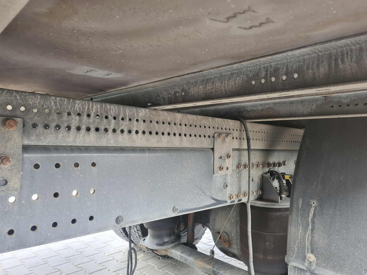 RENAULT ZABUDOWA PAKA PLATFORMA REGULOWANA PODRAMÓWKA 7.25x2.50 - Rama/ Podwozie do Samochodów ciężarowych: zdjęcie 5 RENAULT ZABUDOWA PAKA PLATFORMA REGULOWANA PODRAMÓWKA 7.25x2.50 - Rama/ Podwozie do Samochodów ciężarowych: zdjęcie 5