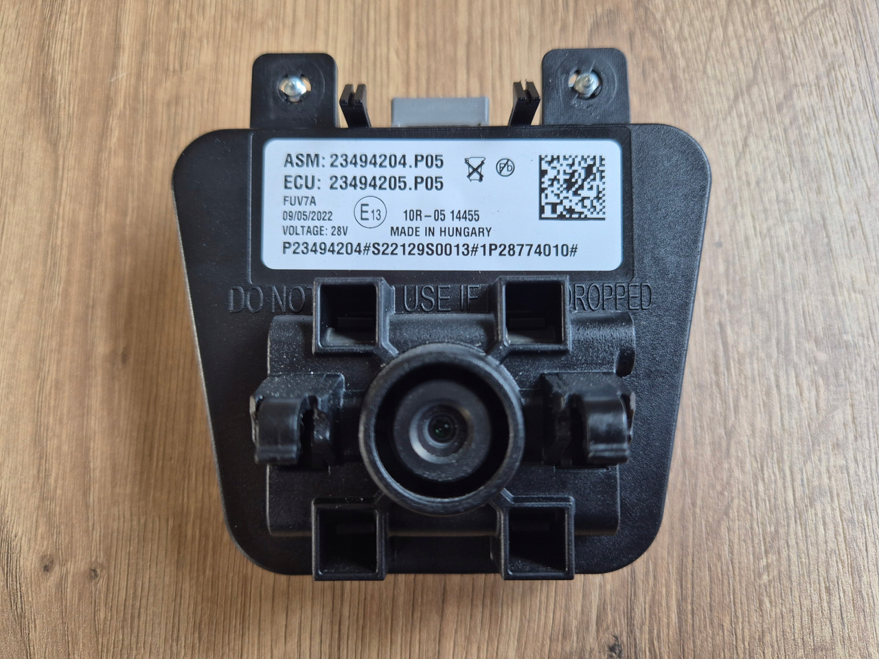 VOLVO KAMERA PASA RUCHU PRZEDNIA RADAR RENAULT GAMA T C K D VOLVO FH 4 FM 4 FH 5 - Czujnik do Samochodów ciężarowych: zdjęcie 2 VOLVO KAMERA PASA RUCHU PRZEDNIA RADAR RENAULT GAMA T C K D VOLVO FH 4 FM 4 FH 5 - Czujnik do Samochodów ciężarowych: zdjęcie 2