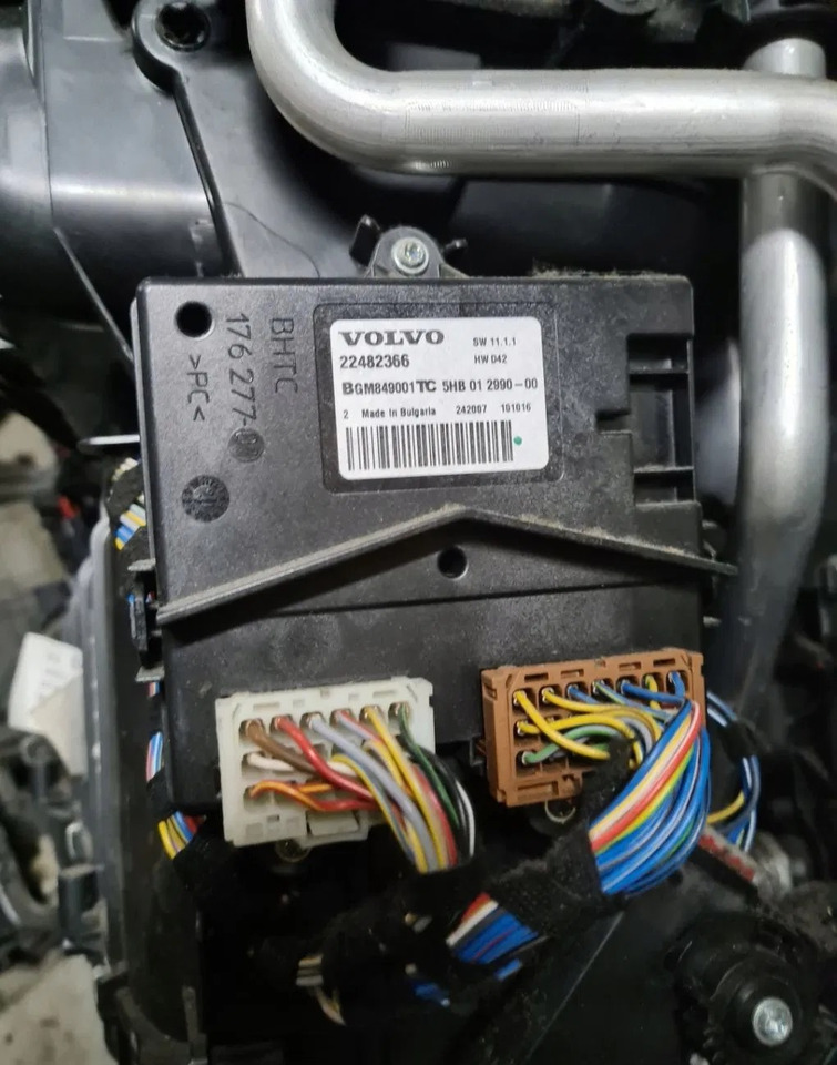 VOLVO STEROWNIK MODUŁ NAGRZEWNICY VOLVO FH 4 FM 4 FMX - Ogrzewanie/ Wentylacja do Samochodów ciężarowych: zdjęcie 1 VOLVO STEROWNIK MODUŁ NAGRZEWNICY VOLVO FH 4 FM 4 FMX - Ogrzewanie/ Wentylacja do Samochodów ciężarowych: zdjęcie 1